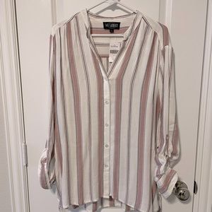 Sweet Wanderer flowy button up blouse size L NWT